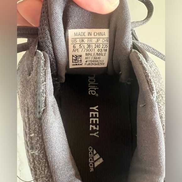 YEEZY 500 Black - US 6 Mens - Picture 5 of 9